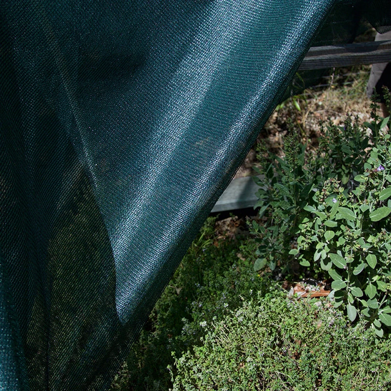 60% Green Knitted Shade Cloth (72" Wide, Sold By The Foot) 4 60% Green Knitted Shade Cloth (72" Wide, Sold By The Foot) - Billede 2